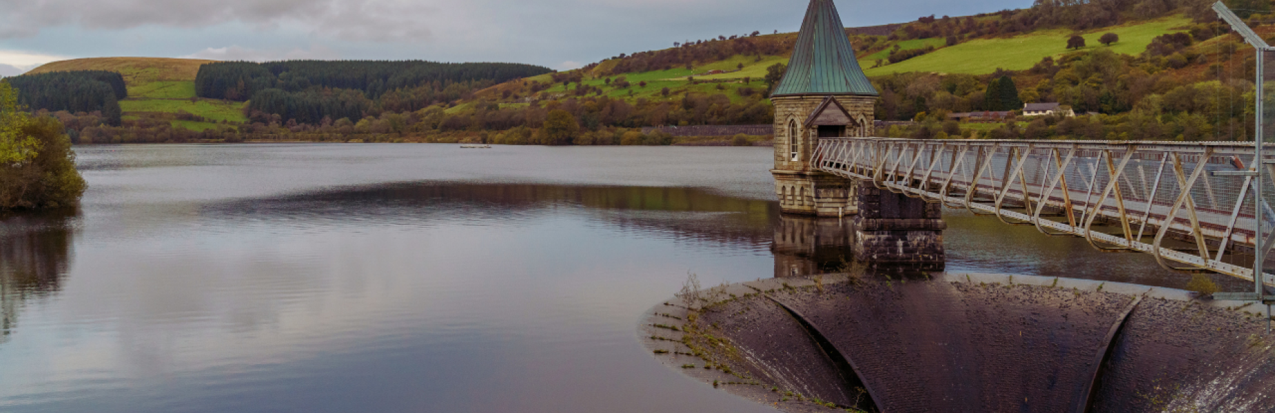 Cronfa Ddŵr Pontsticill Merthyr Tudful